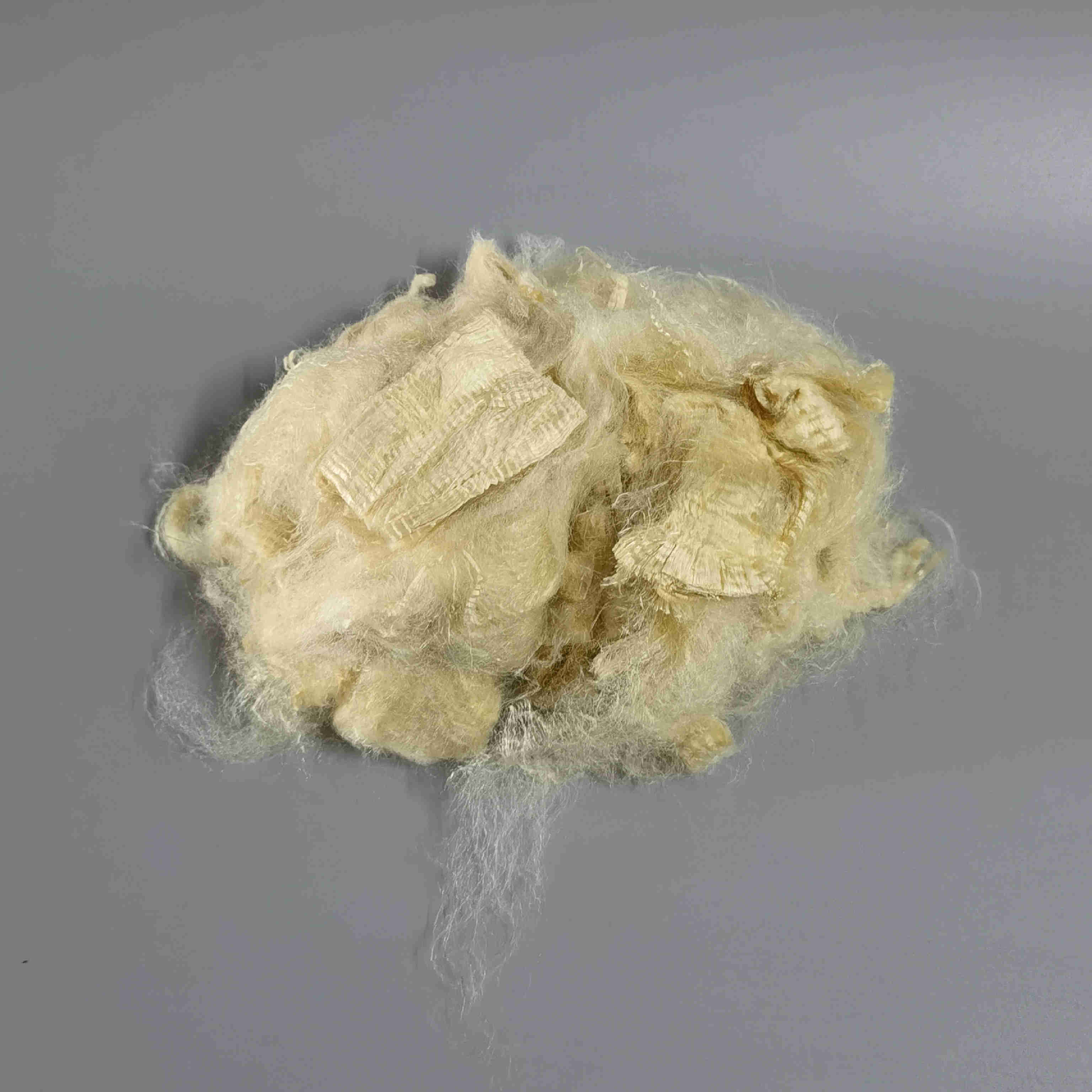 ml米兰体育平台:李牧遥的文学与艺术是照亮魂灵的永久之光